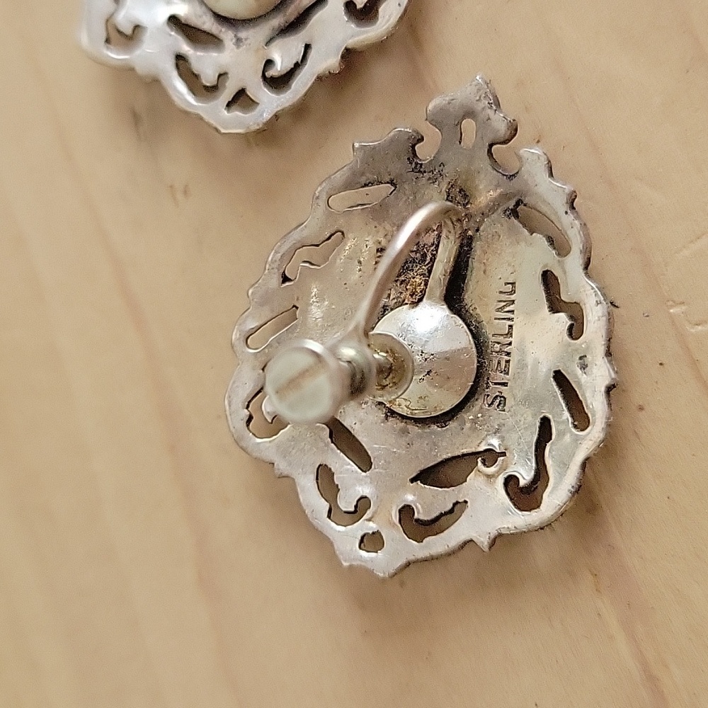 Vintage Siam Sterling Silver Screw Back Earrings - Picture 4 of 5